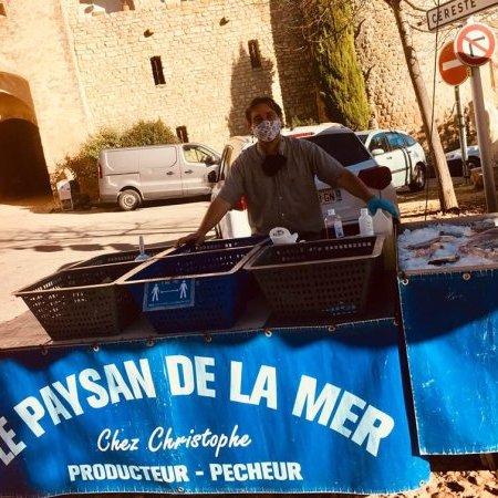 Un poissonnier les dimanches après-midi