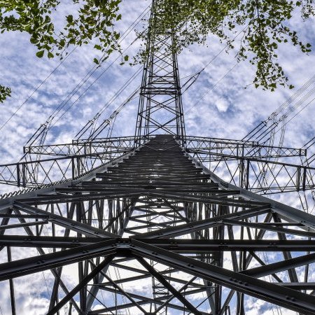 Travaux d'entretien de la végétation sous les lignes haute tension